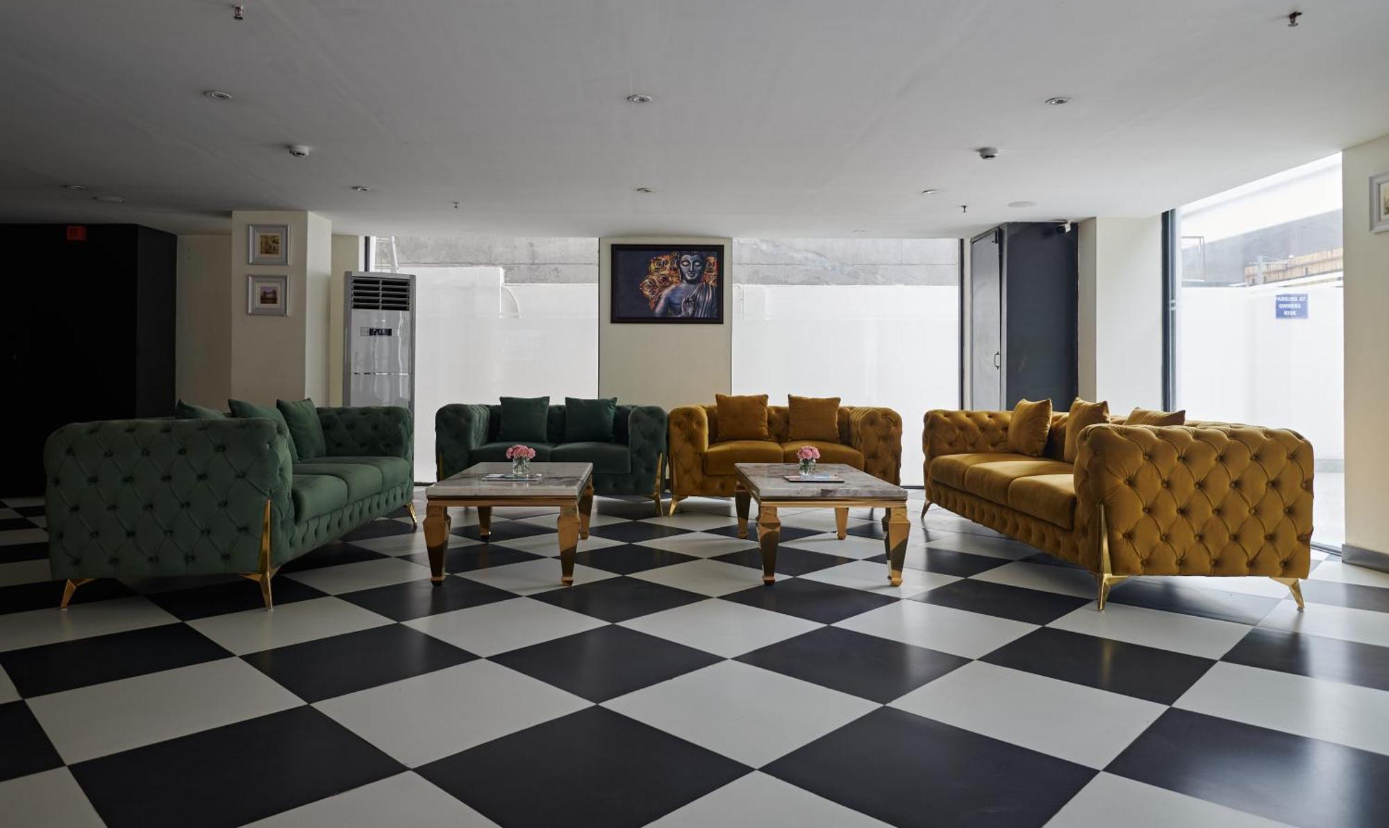 Deventure Sarovar Portico Patel Nagar Új-Delhi Kültér fotó