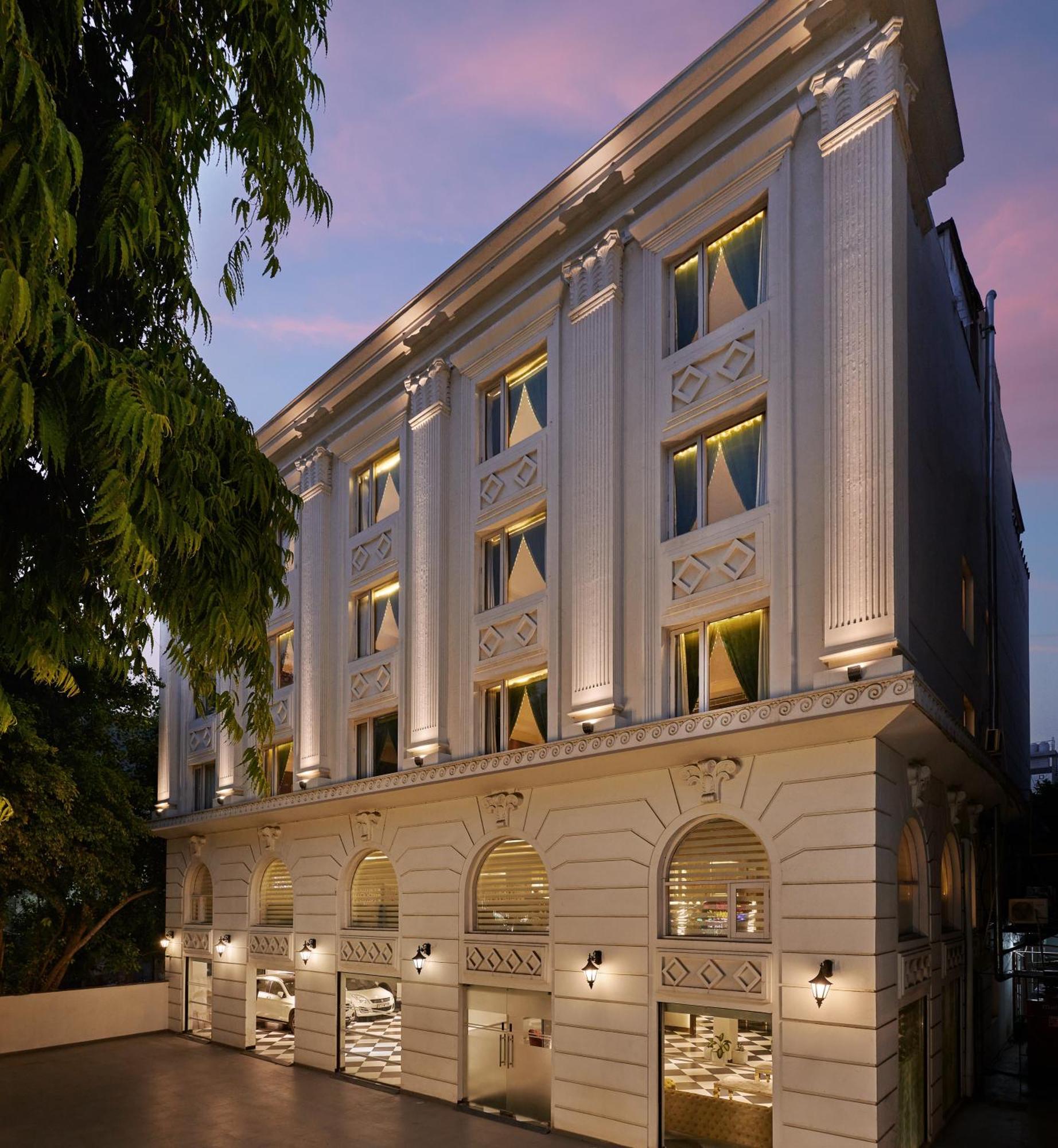 Deventure Sarovar Portico Patel Nagar Új-Delhi Kültér fotó