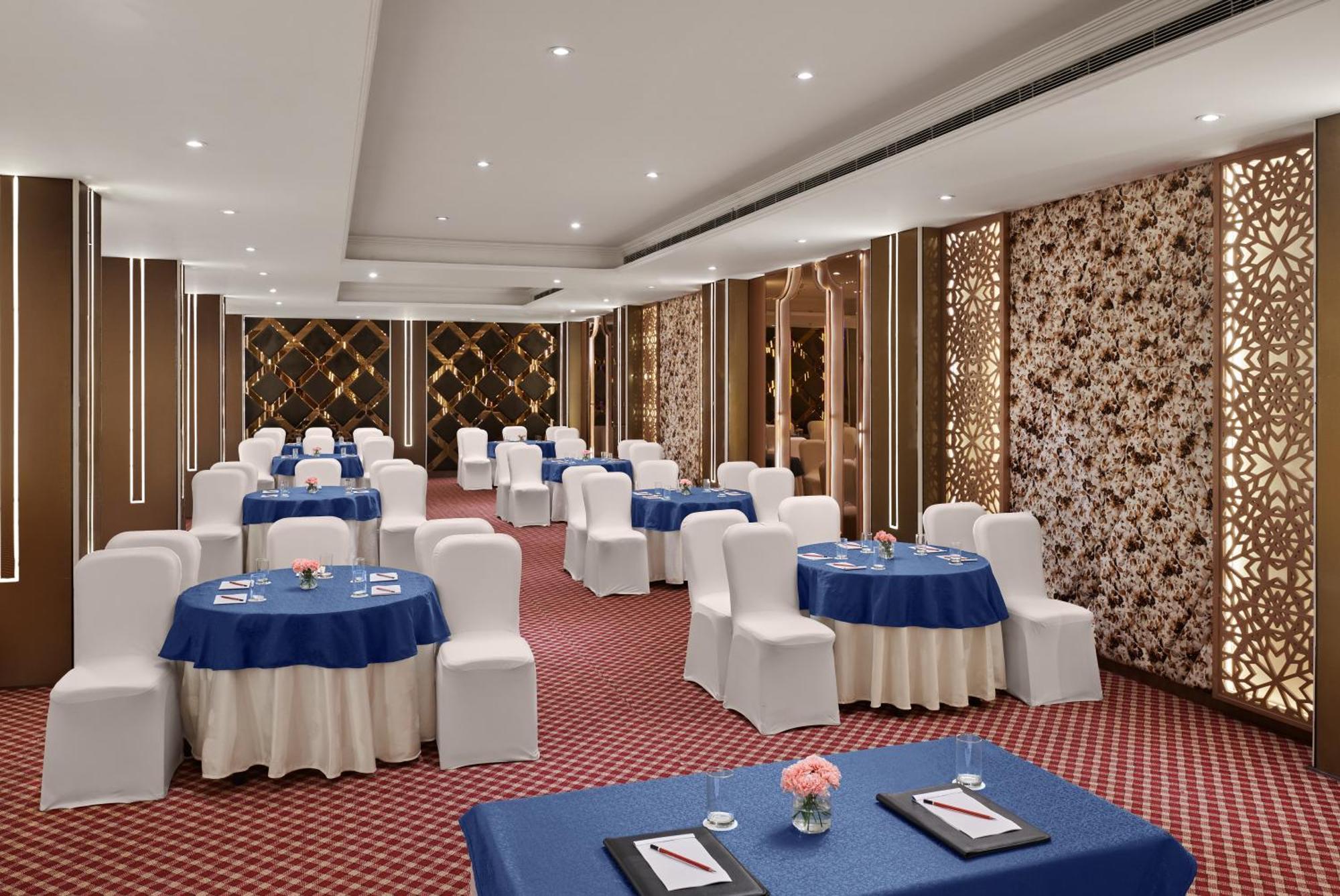 Deventure Sarovar Portico Patel Nagar Új-Delhi Kültér fotó